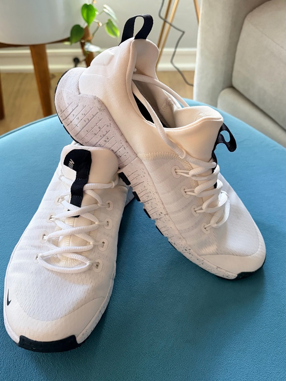 EUC Nike Women's METCON Sneakers
